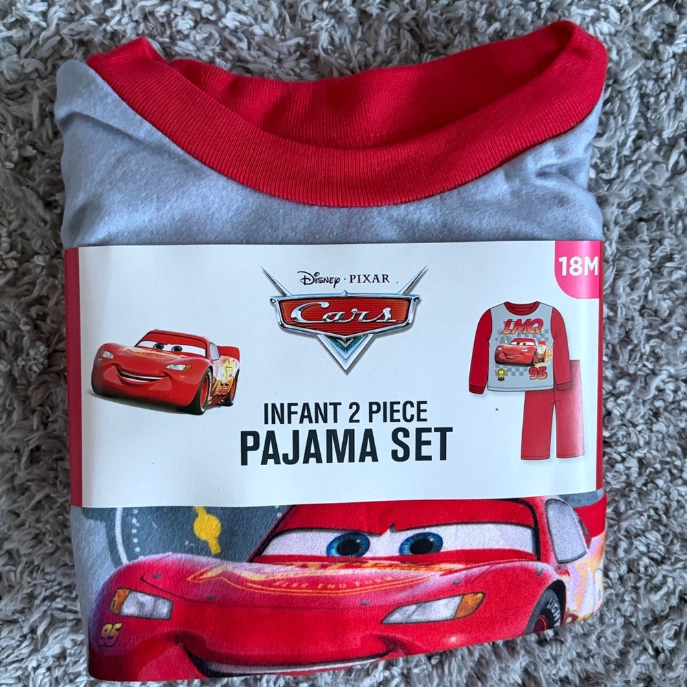 ✨$12✨NWT•🏎️ Disney Pixar Cars 2-pc Long Sleeve Pajama Set | Size 18M